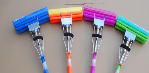 宏卓日用品 义乌商贸城热销胶棉与海绵头拖把厂家直销